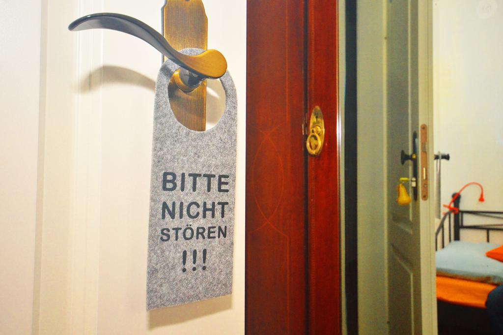 Hotelik Gdanska Oberhausen  Ngoại thất bức ảnh